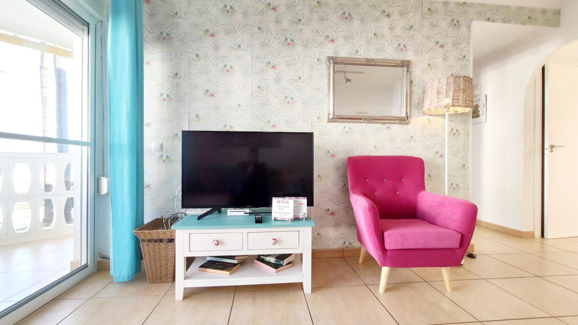 Apartamentos Oliver Playa Denia Ruang foto