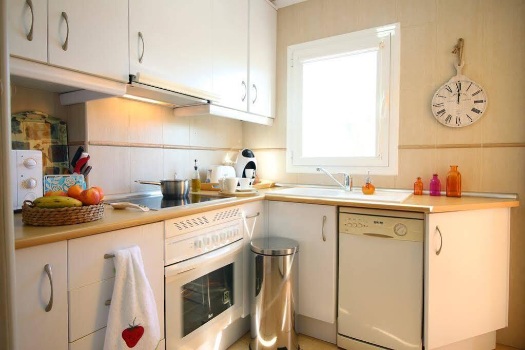 Apartamentos Oliver Playa Denia Bagian luar foto